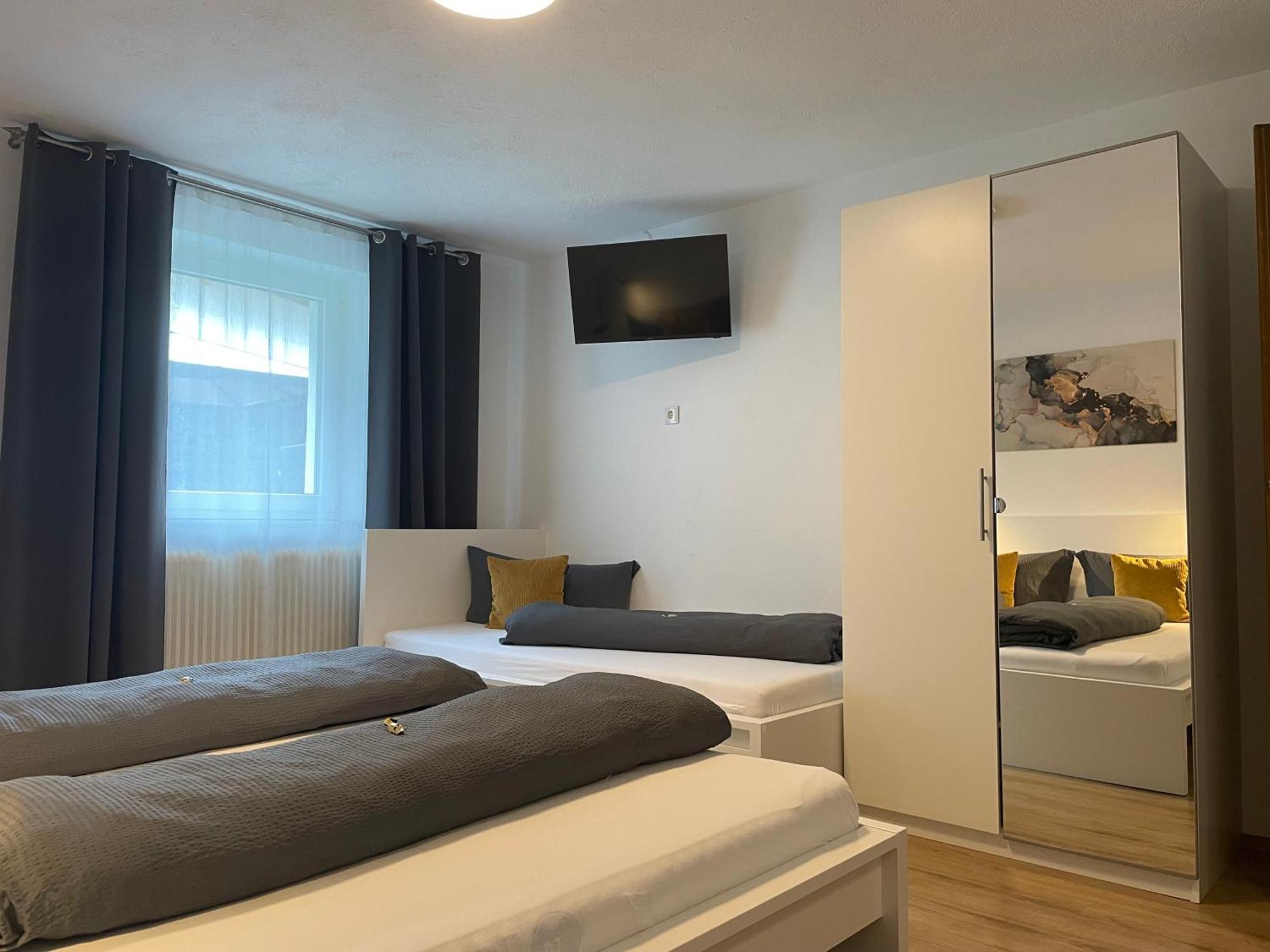 Ferienwohnung Bergspitz 皮茨河谷圣莱昂哈德 外观 照片