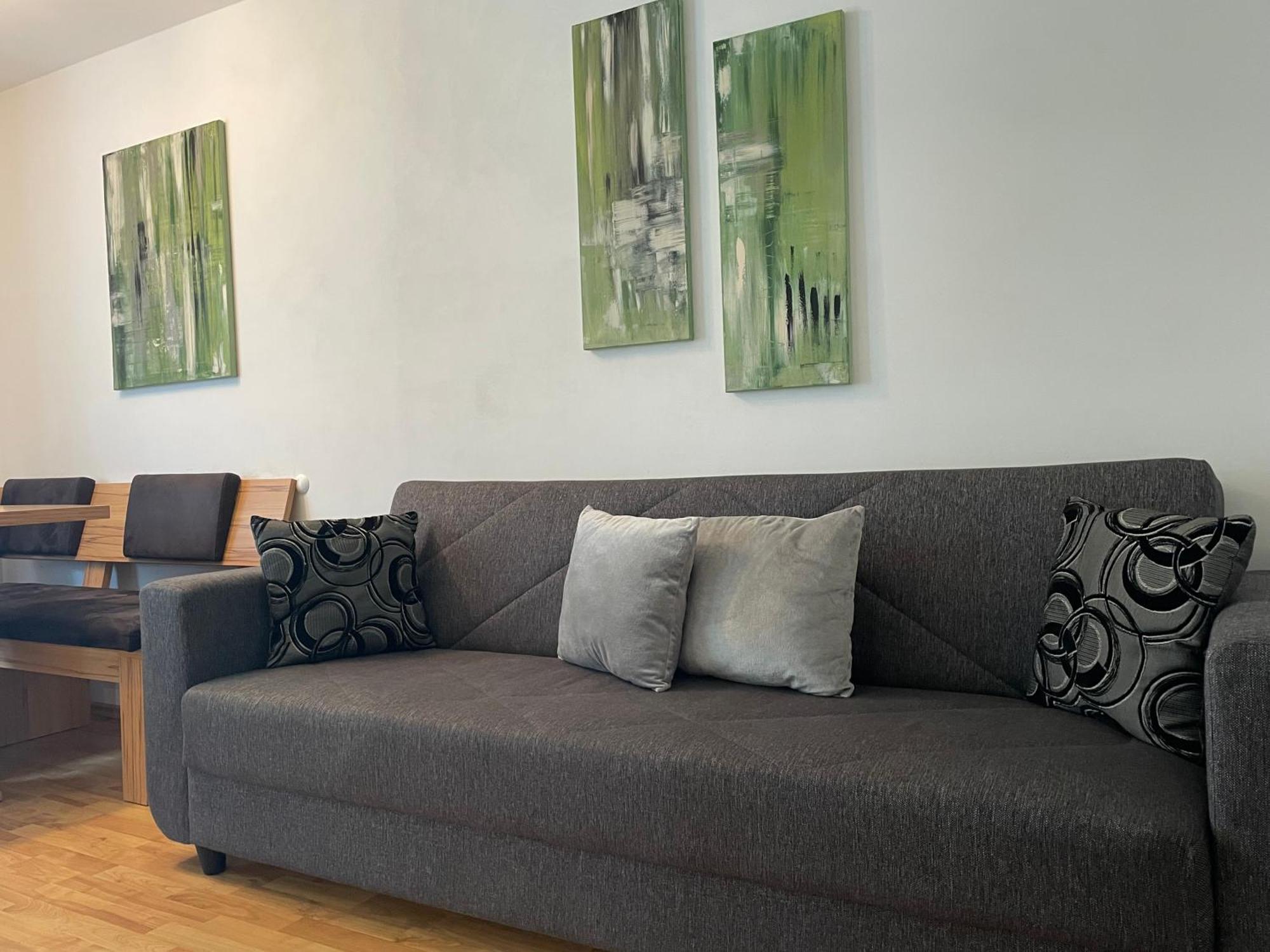 Ferienwohnung Bergspitz 皮茨河谷圣莱昂哈德 外观 照片