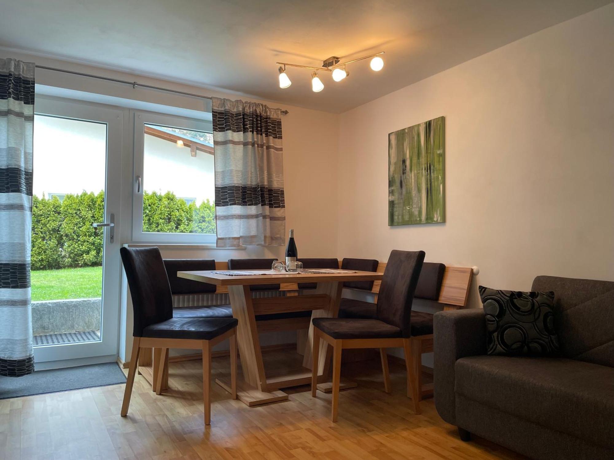 Ferienwohnung Bergspitz 皮茨河谷圣莱昂哈德 外观 照片