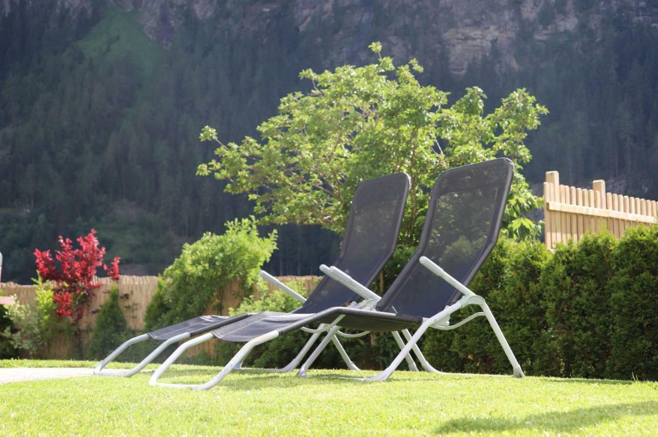 Ferienwohnung Bergspitz 皮茨河谷圣莱昂哈德 外观 照片